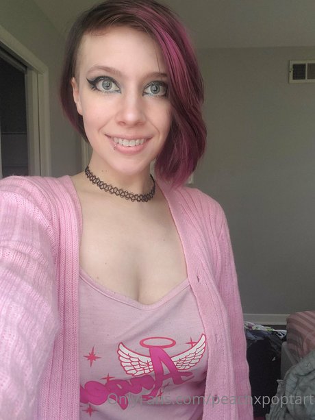 PeachxPoptart