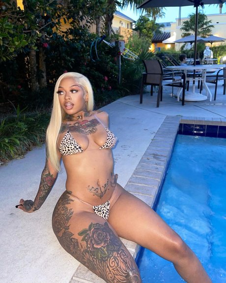 Naken läckt OnlyFans-bild av Dejrg22