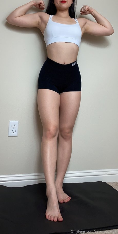 Asian Squatgirl