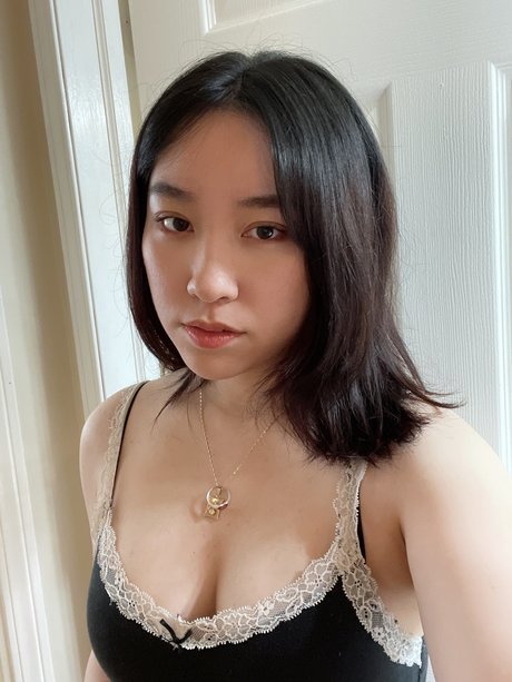 Alaston vuotanut OnlyFans-kuva Creamclan