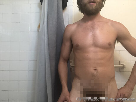Naken läckt OnlyFans-bild av Crustyunderwear