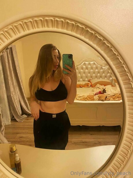 Lyly Peach