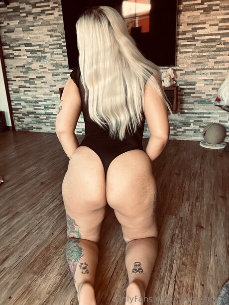 Nikita Suave