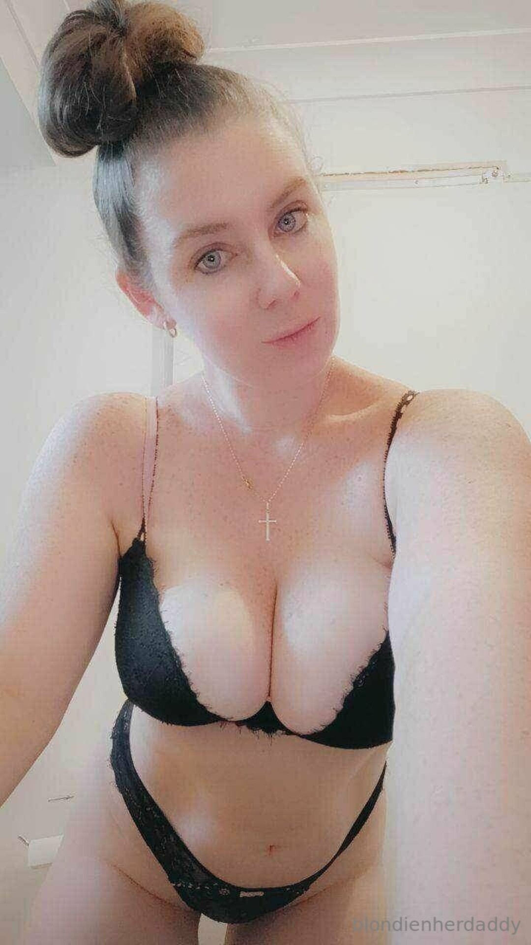 Nøgent lækket OnlyFans-billede af Tattdtemptation #6