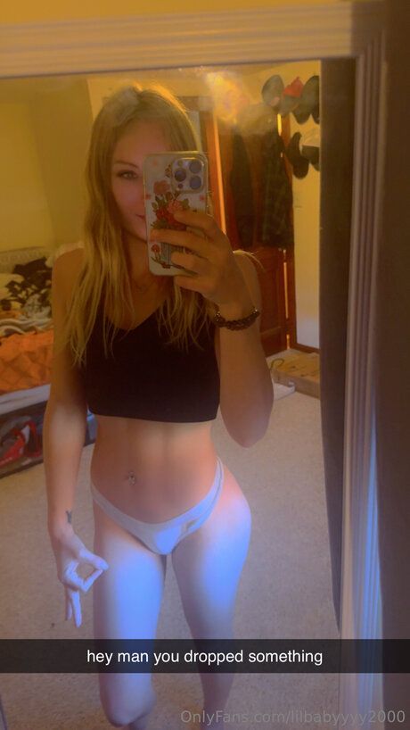 Nøgent lækket OnlyFans-billede af Lilbabyyyy2000