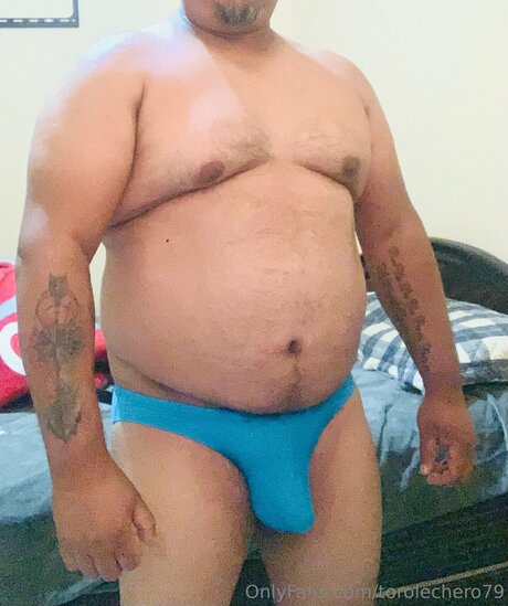 Naken läckt OnlyFans-bild av Torolechero79