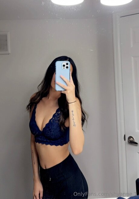 Naken läckt OnlyFans-bild av Shyanne 1