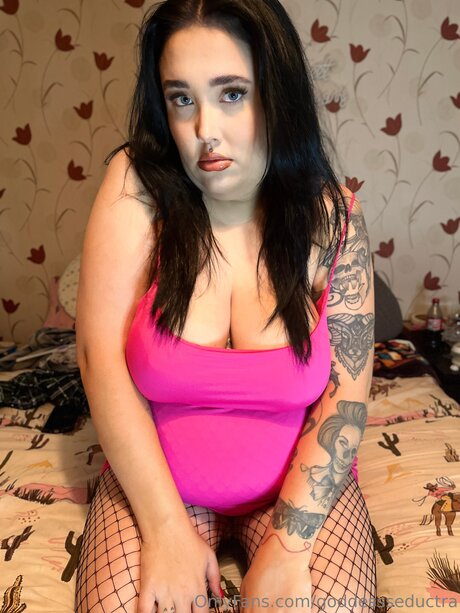 Alaston vuotanut OnlyFans-kuva Goddessseductra
