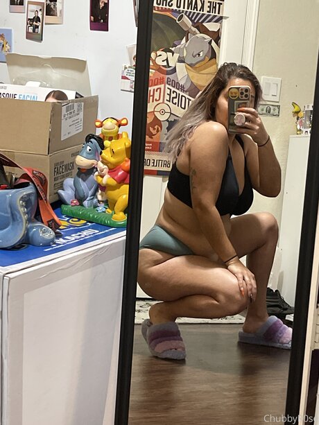 Naakte gelekte OnlyFans-foto van Chubbbyrose