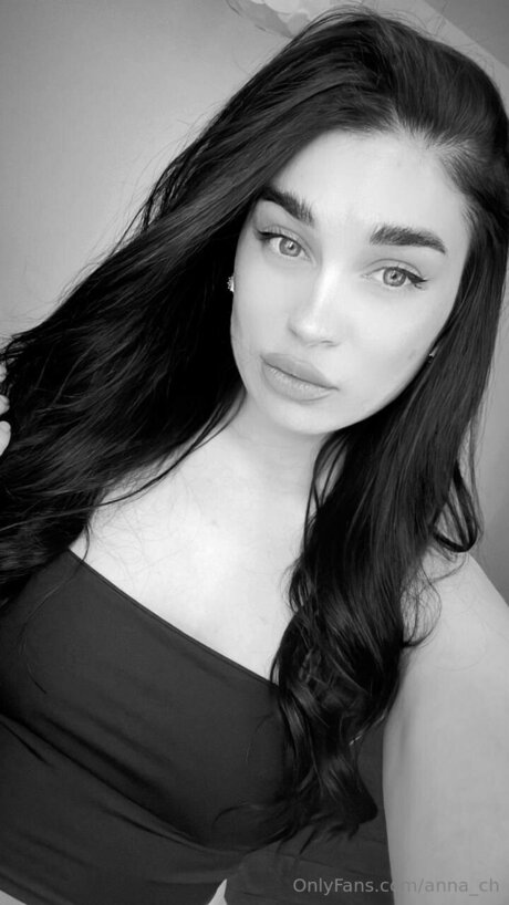 Naakte gelekte OnlyFans-foto van Mavissss