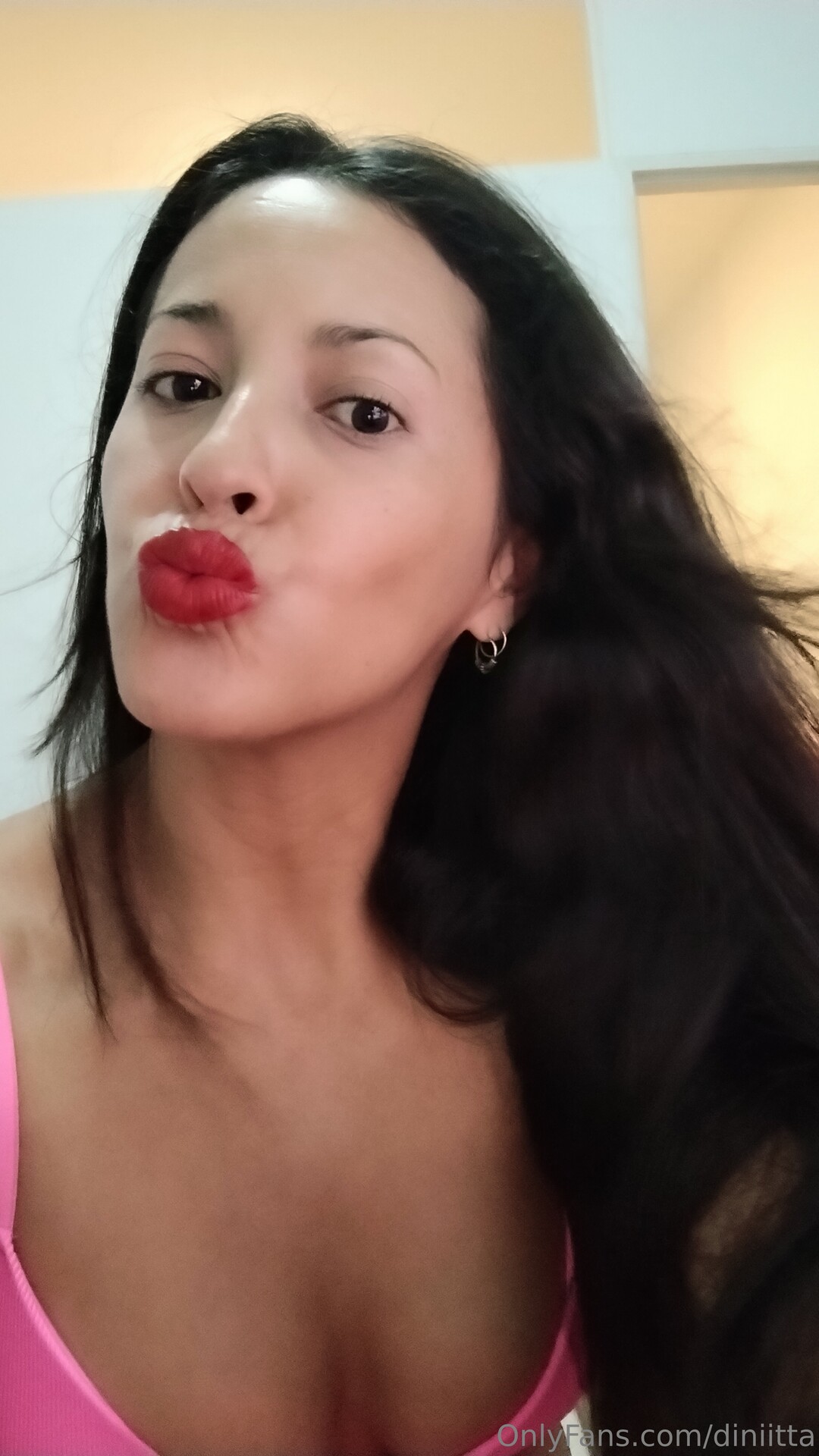 Alaston vuotanut OnlyFans-kuva Olismithh #24