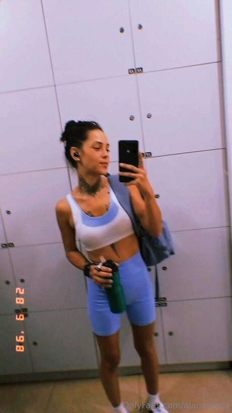 Alannaross  nude leaked OnlyFans photo