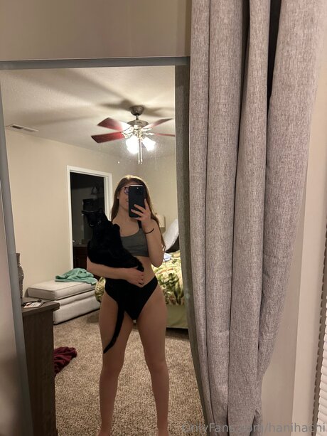 Photo nue de fuite OnlyFans de Hanihachi