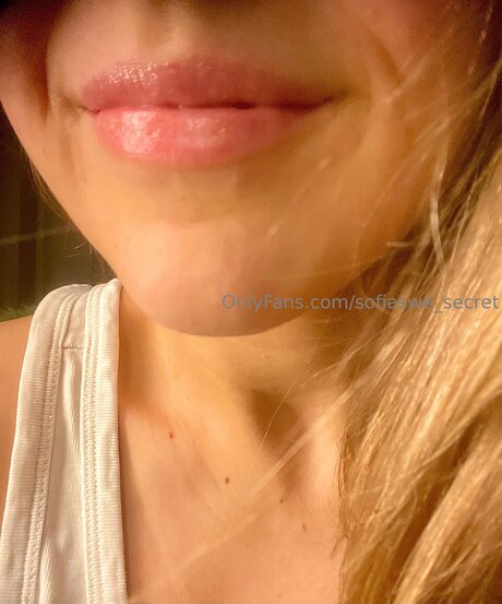 Naken lekkede OnlyFans-bilde av Sofiaswe Secret