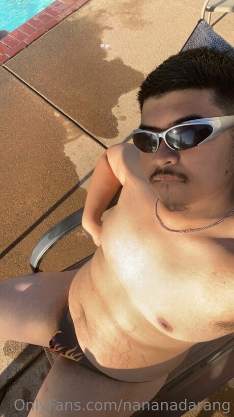 Naken lekkede OnlyFans-bilde av Nananadarang