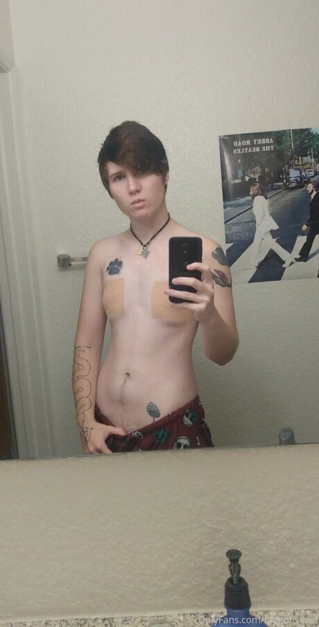 Nahá fotka uniklých OnlyFans od Faggotclown