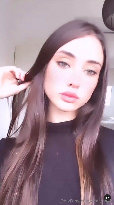 Nacktes geleaktes OnlyFans-Foto von Virgi Vixen