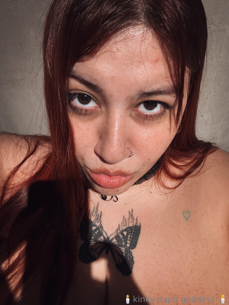 Naken läckt OnlyFans-bild av Mistressdracaryss