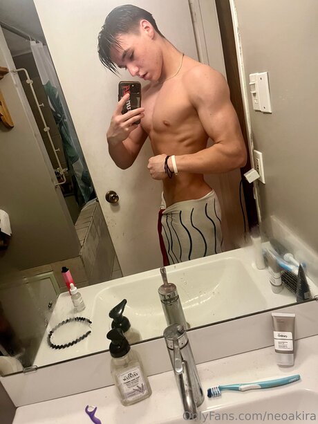 Photo nue de fuite OnlyFans de Neoakira