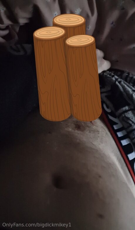 Naken läckt OnlyFans-bild av Bigdickmikey1