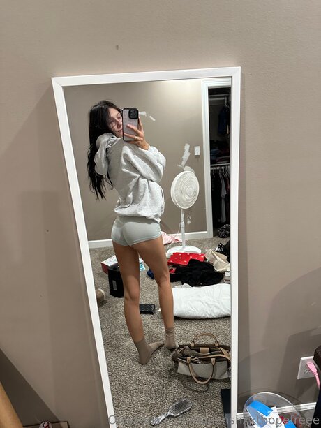 Nahá fotka uniklých OnlyFans od Queenshxxthopefreee