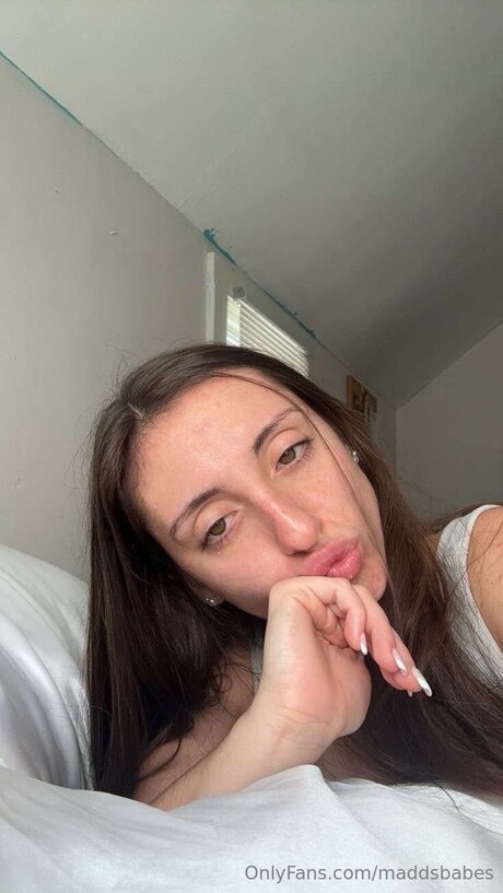 Maddsbabes OnlyFans泄露裸照