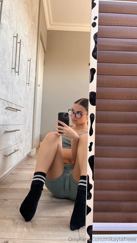 Обнаженная фотография утечки OnlyFans от Mikaylafreee