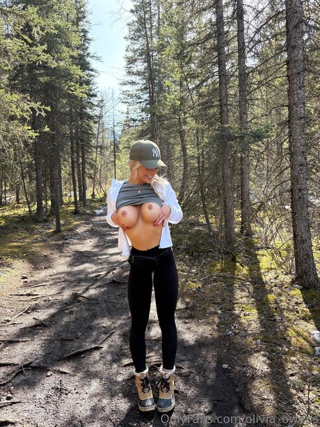 Naken läckt OnlyFans-bild av Olivia Owens