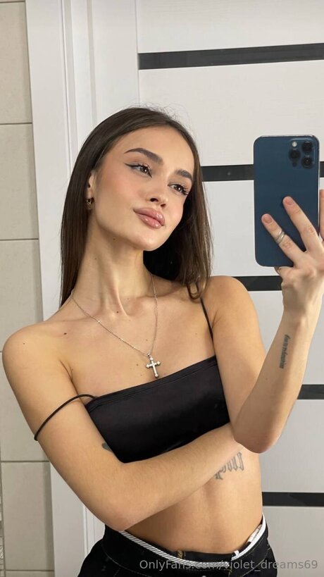 Violet Dreams69