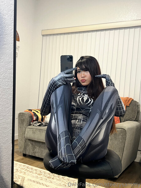 Naken lekkede OnlyFans-bilde av Steezysammy