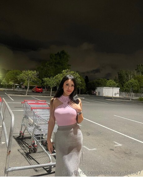 Asianmystique7 OnlyFans