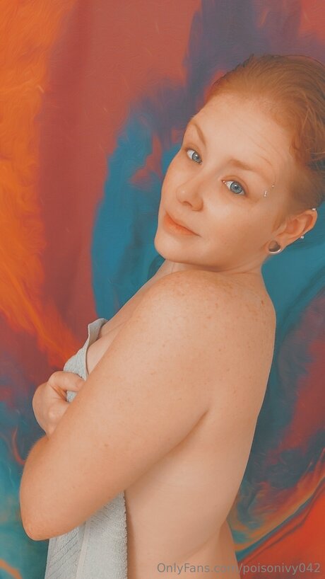Naken läckt OnlyFans-bild av Poisonivy042