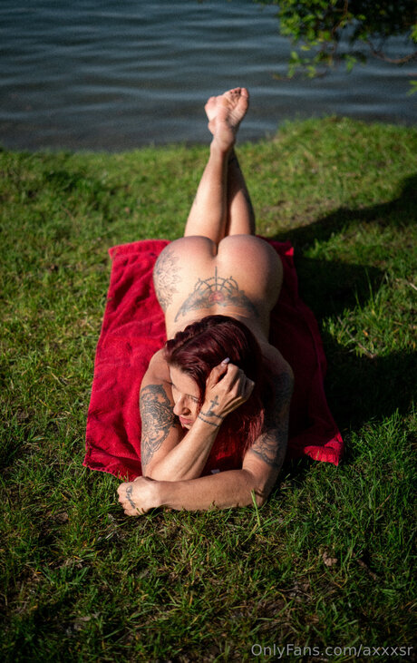 Nagie wyciekłe zdjęcie OnlyFans od Axxxsr