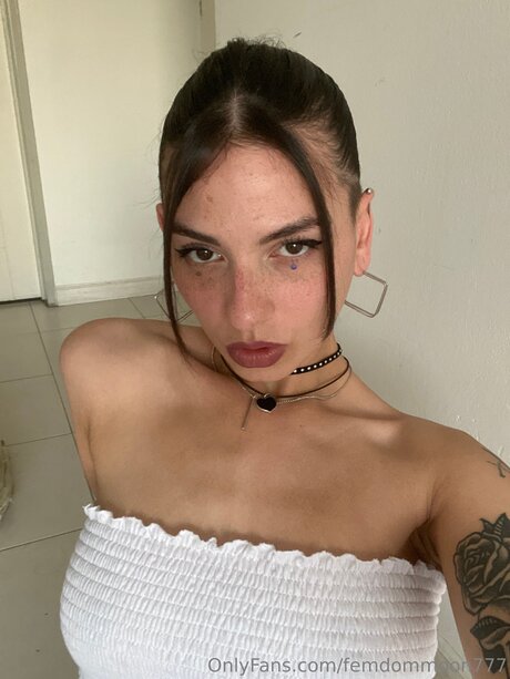 Baddieluna777