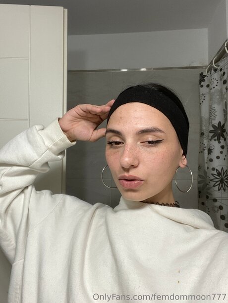 Baddieluna777