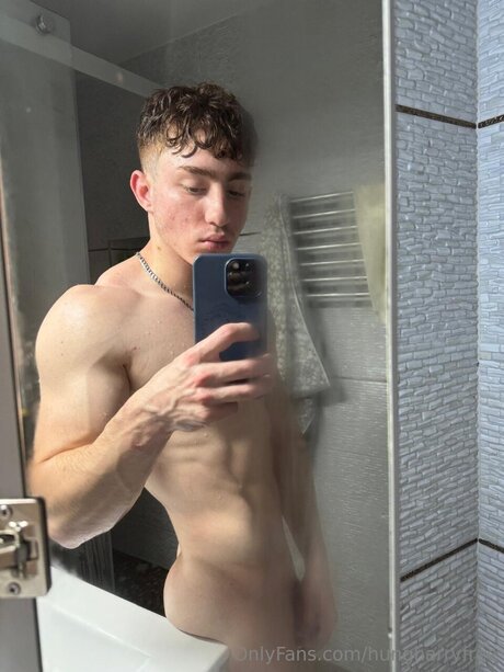 Nahá fotka uniklých OnlyFans od Hungharryfree