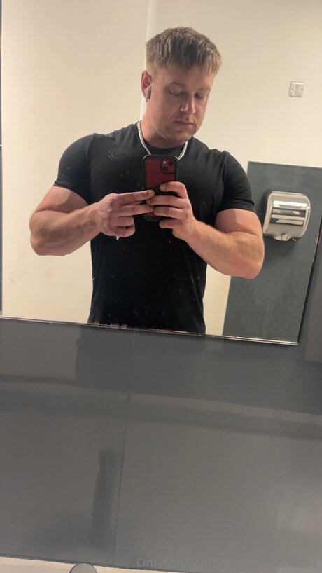 Matthewjames1 OnlyFans