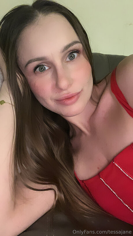 Nøgent lækket OnlyFans-billede af Tessajane