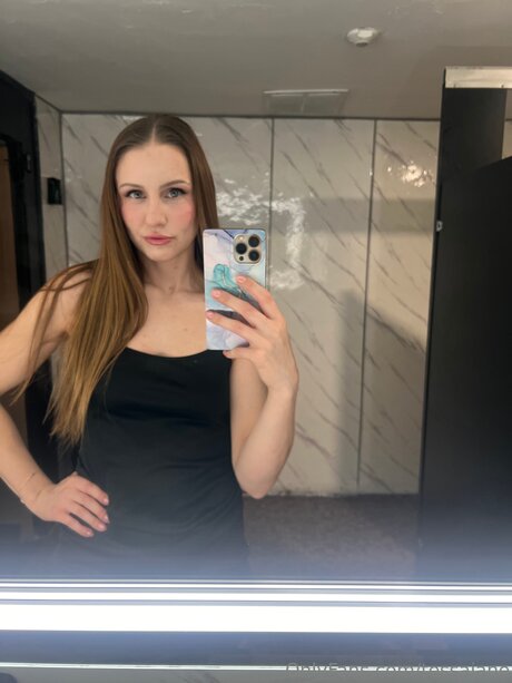 Обнаженная фотография утечки OnlyFans от Tessajane