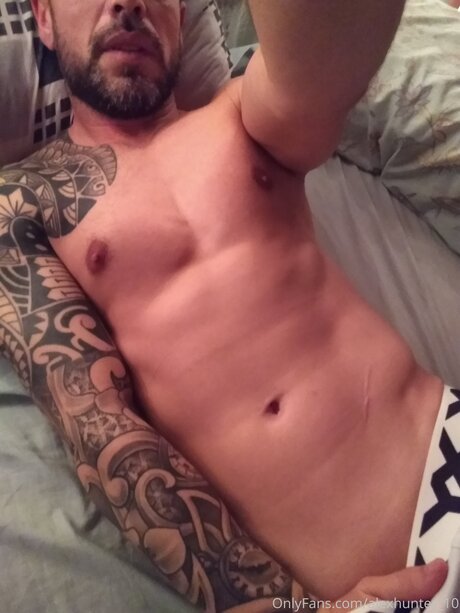 Naken läckt OnlyFans-bild av Alexhunter 10