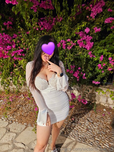 Naken läckt OnlyFans-bild av Victoria Lux 22