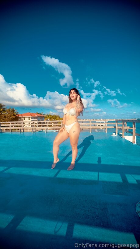 Обнаженная фотография утечки OnlyFans от Gugosapop