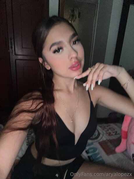 Aryalopezx