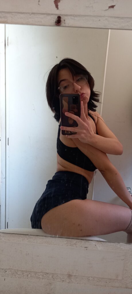 Naken lekkede OnlyFans-bilde av Coquettekenn