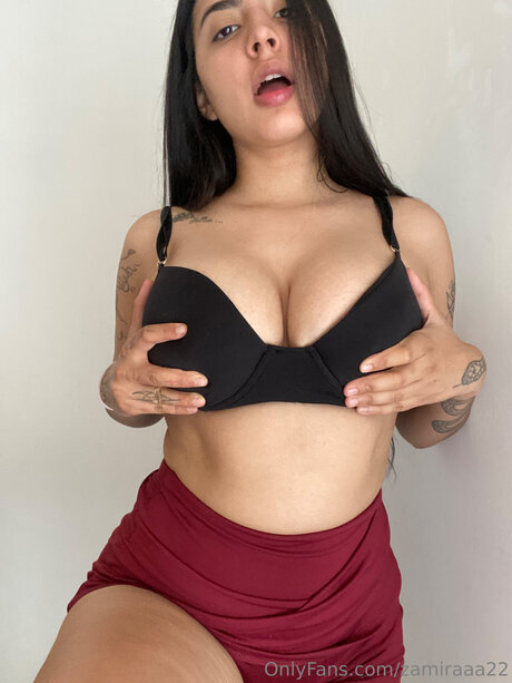Zamiraaa22