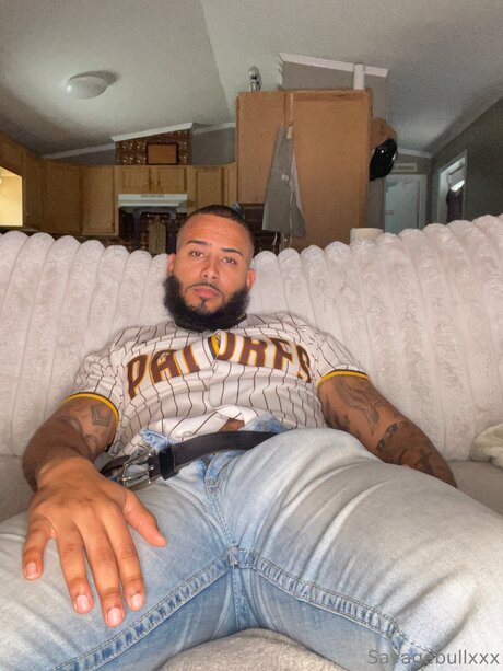 Обнаженная фотография утечки OnlyFans от Savagebullxxxfree