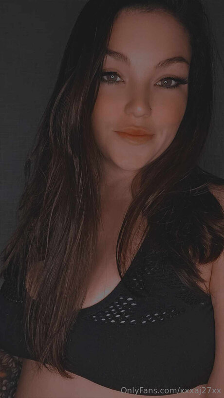 Foto desnuda filtrada de OnlyFans de Xxxaj27xx