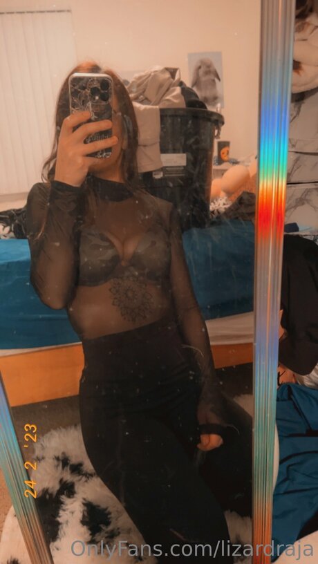 Nagie wyciekłe zdjęcie OnlyFans od Lizardraja