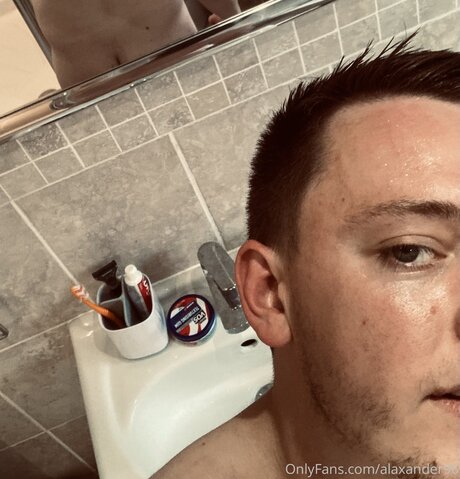 Naken läckt OnlyFans-bild av Haribo96
