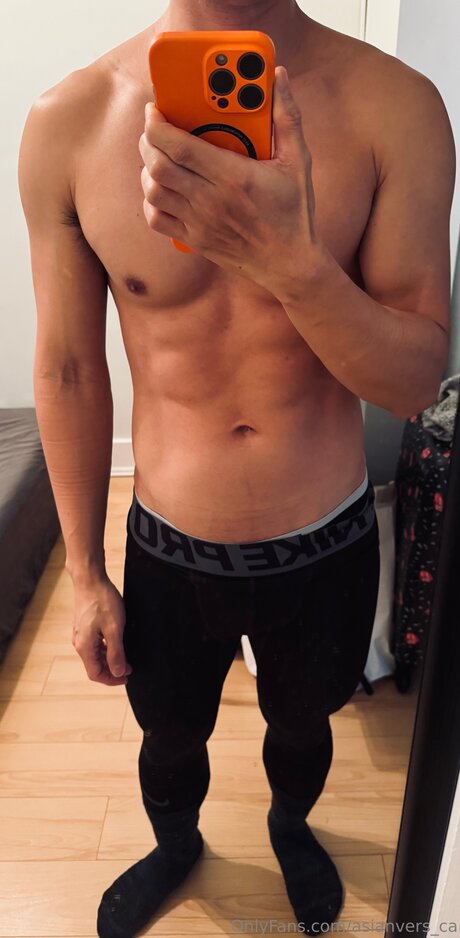 Naken läckt OnlyFans-bild av Asianvers Ca